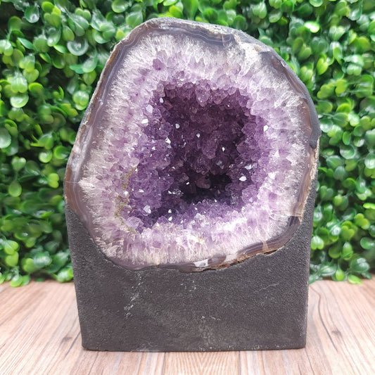 Amethyst Cathedral (C6)