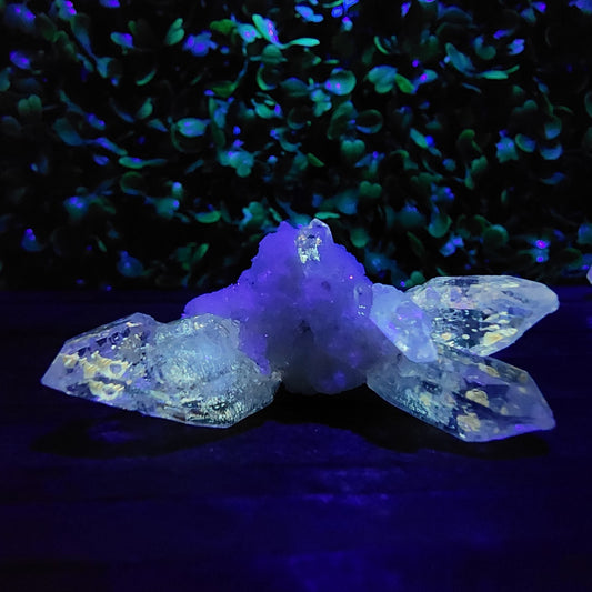 Petroleum Firefly Quartz 16.04g Cluster Specimen - Highly UV Reactive