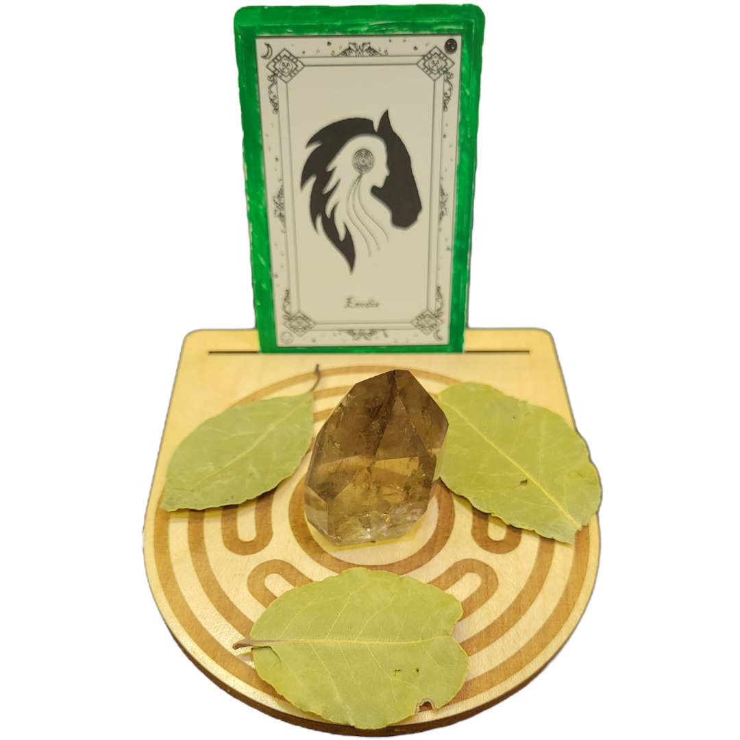 Maple Wood Strophalos Altar Base with Card Stand - 4 inches